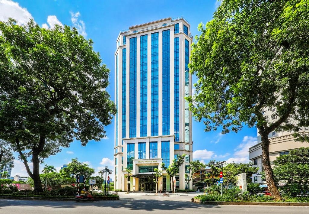 Grand Vista Hotel