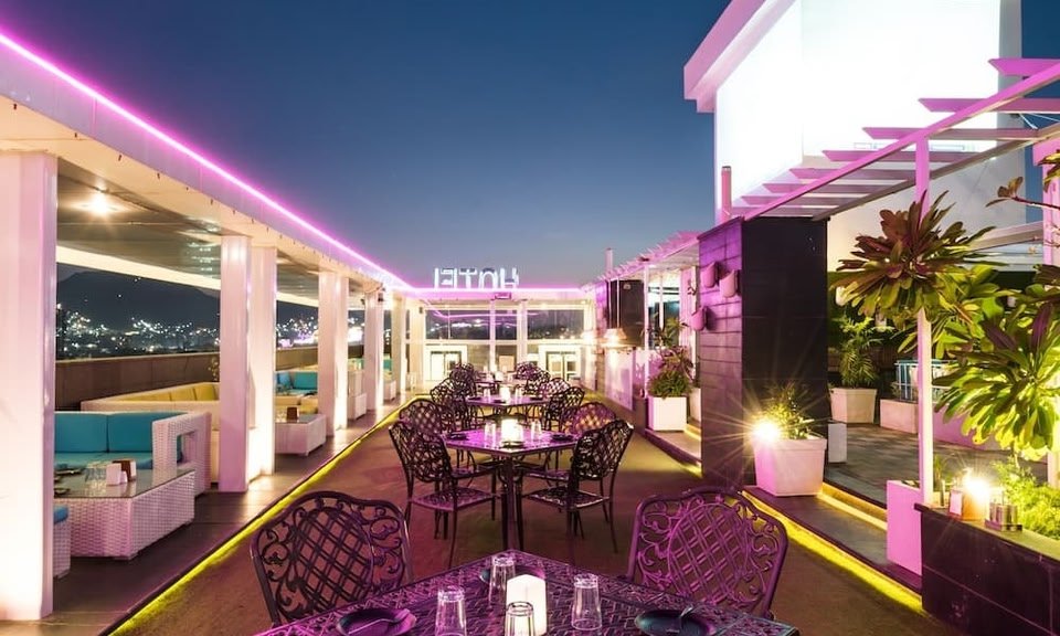 Hotel Ln Courtyard