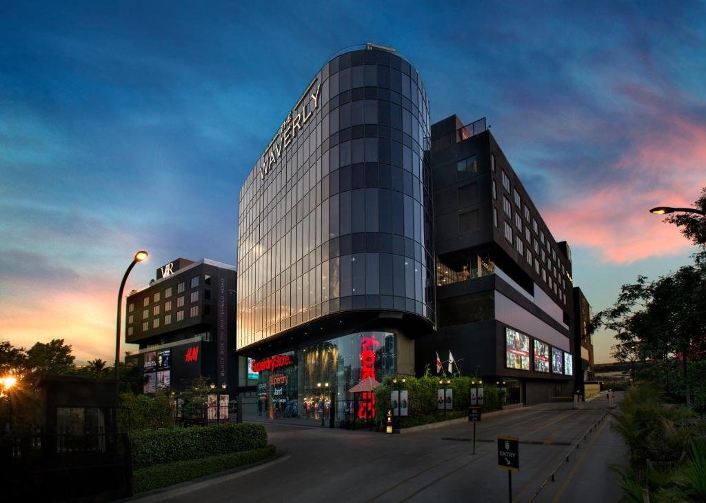 The Waverly Hotel and Residences