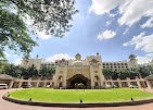 Hotel Palace of the Golden Horses