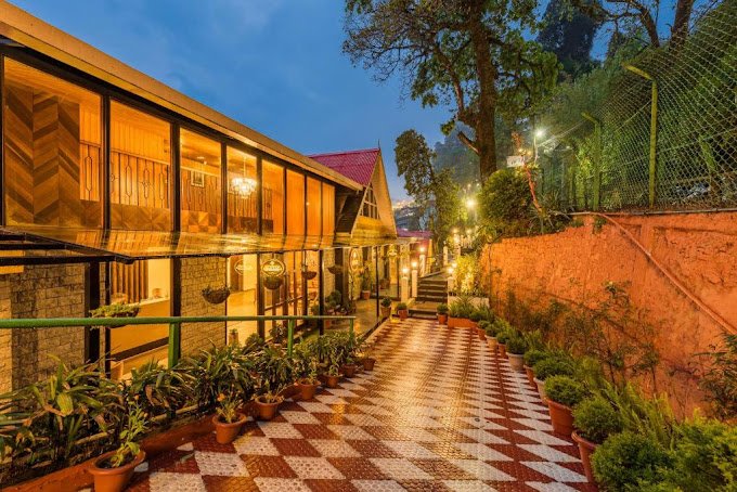 Udaan Nirvana Resort (Mall Road)
