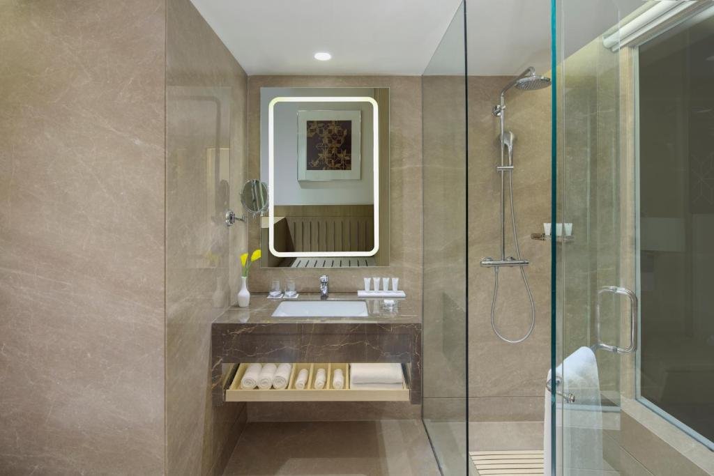 Radisson Gurugram Udyog Vihar