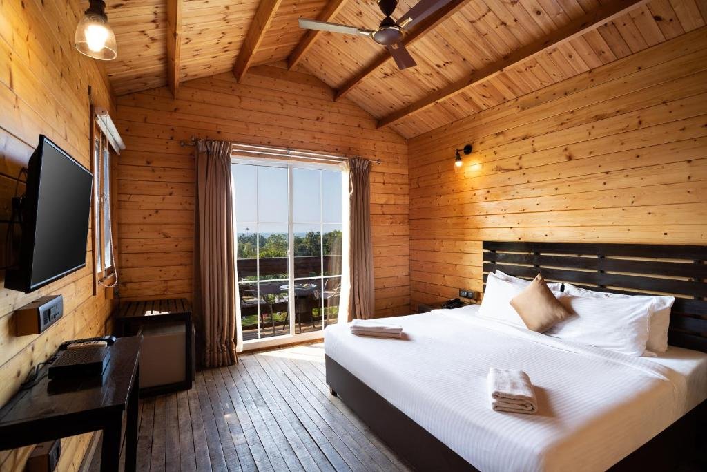 Stone Wood Resort Mandrem