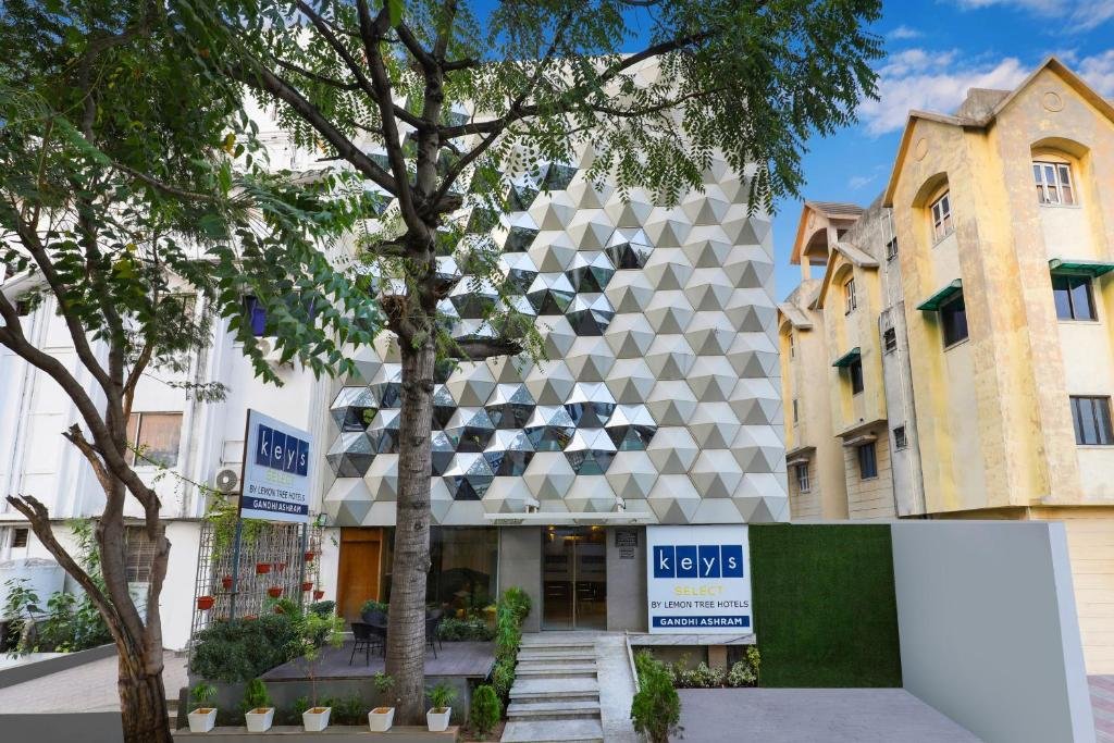 Keys Select by Lemon Tree Hotels, Gandhi Ashram
