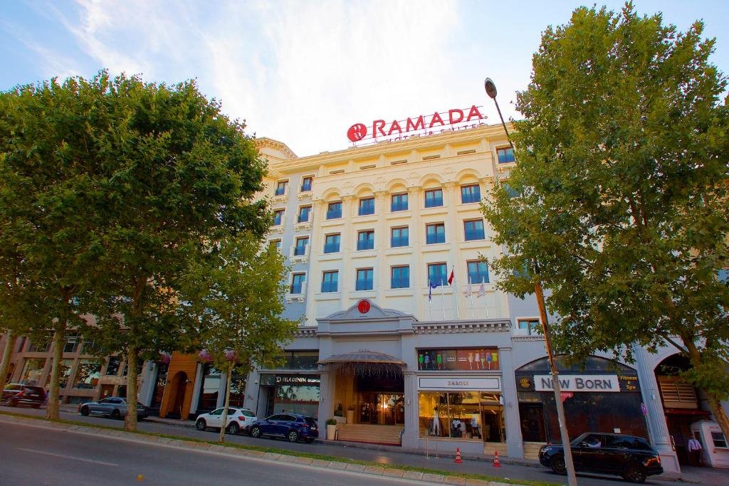 Ramada Hotel & Suites by Wyndham Istanbul Merter
